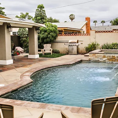 Wonderful 4 Bedroom 3 Bath Pool Home 3/4 Mile To Disney